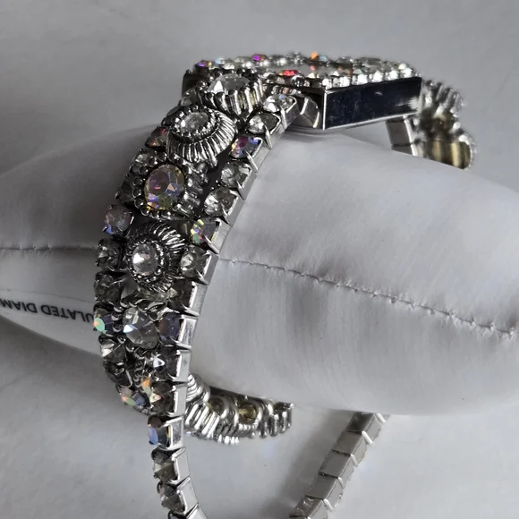 Vivani Women's Rhinestone Bling Watch Quartz Untested As-Is Need Battery - Picture 3 of 5